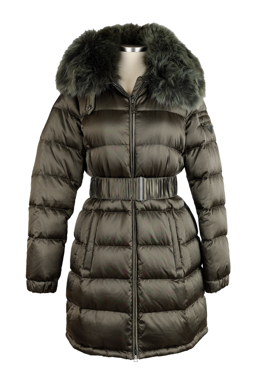 Prada puffer coat with fur collar best sale