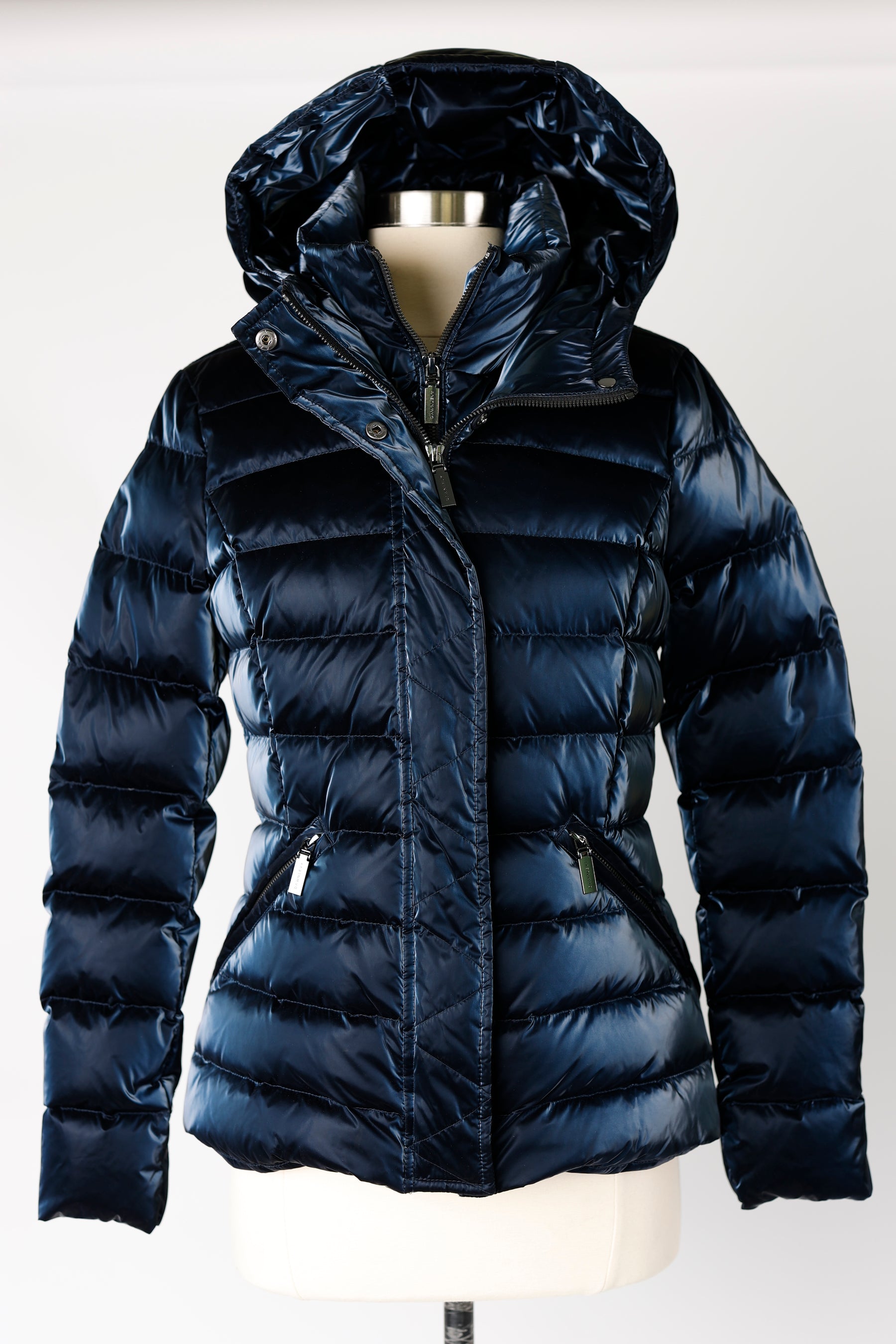 Short Glossy Puffer Jacket