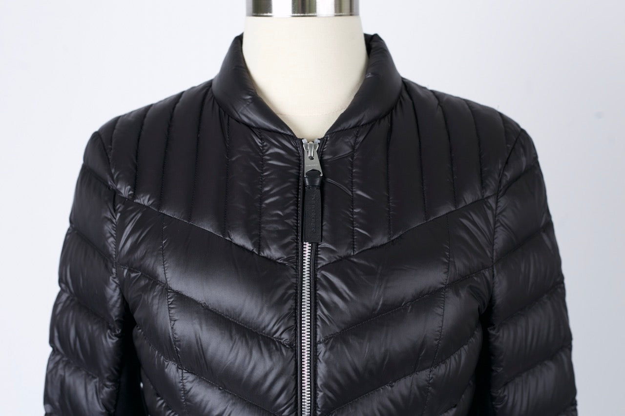 Short Lightweight Down Jacket