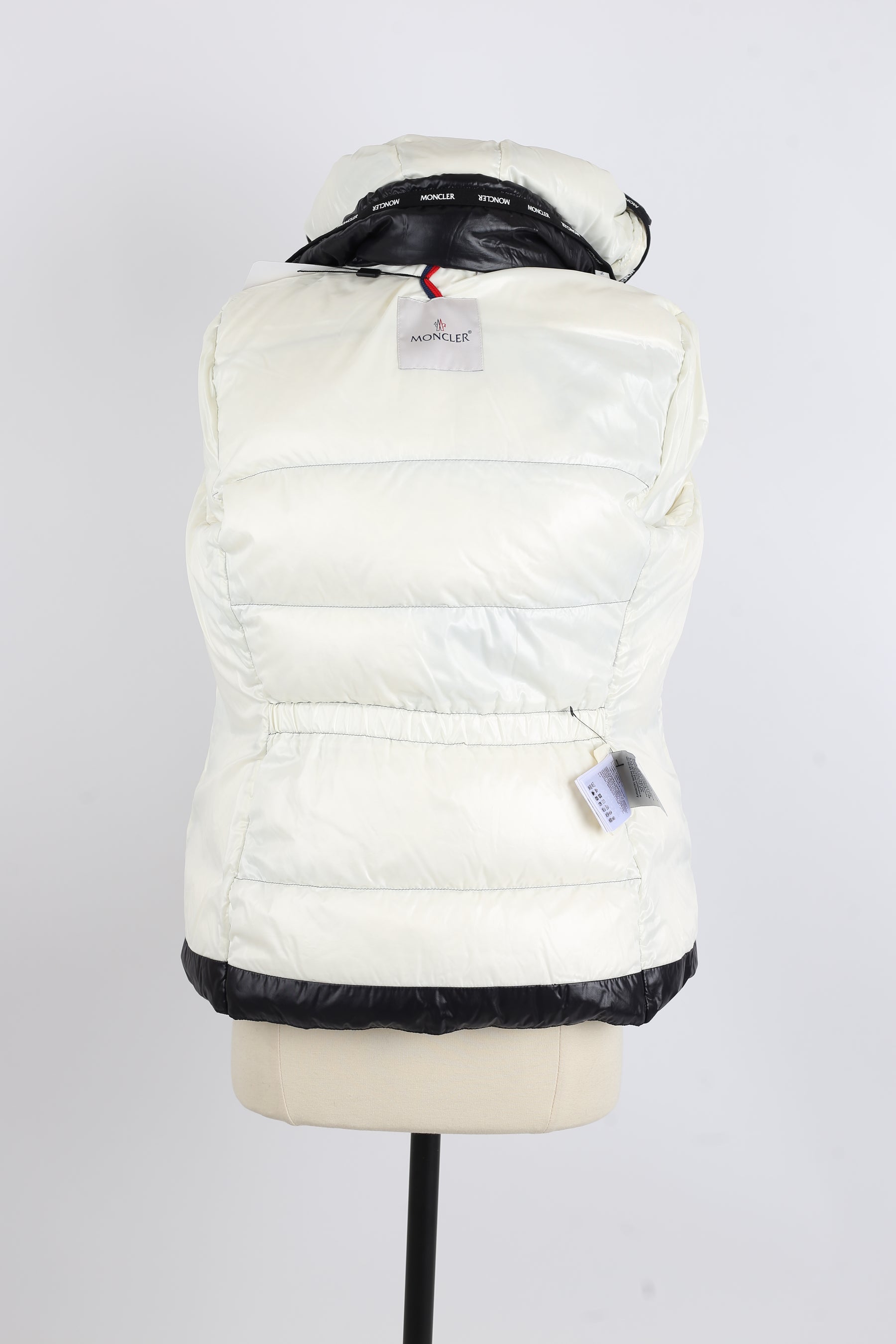 Flumet Logo Down Puffer Jacket