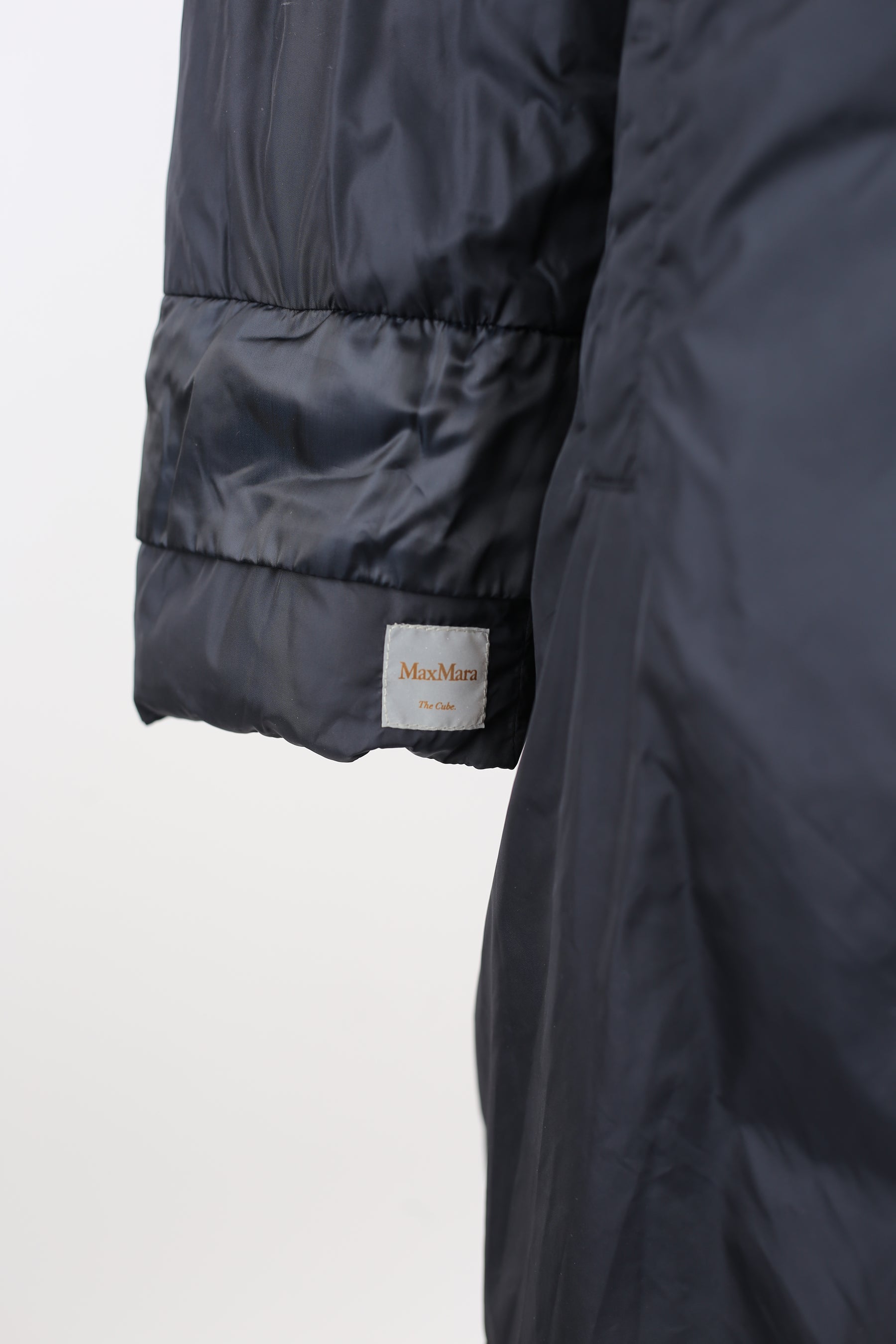 Reversible Quilted Down Coat - Belted “Cube”